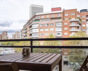 Terrassa de Apartament de lloguer en  Madrid Capital amb Aire condicionat, Calefacció i Terrassa