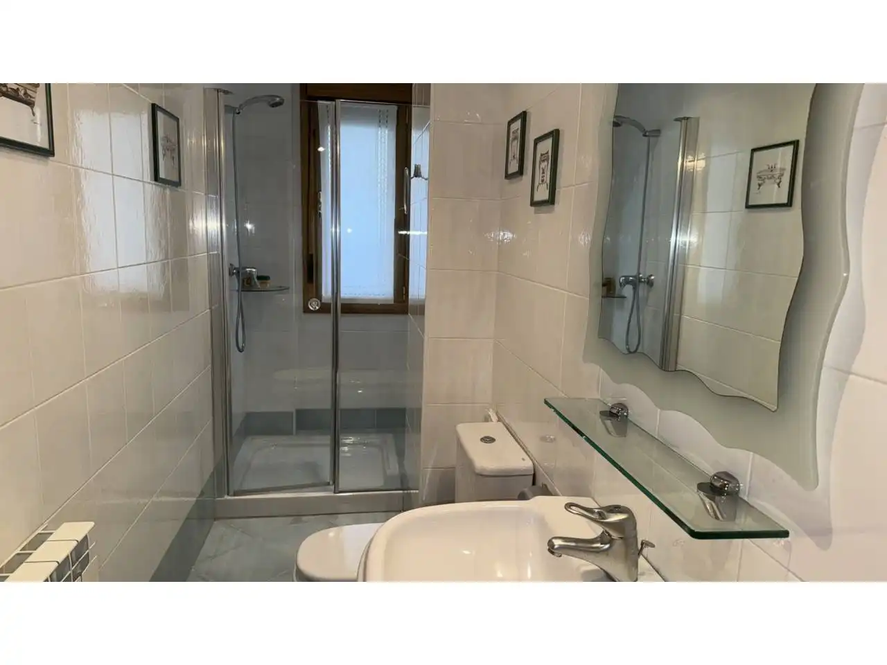 Bathroom of Houses for sale in Urdiain  with Heating, Private garden and Terrace