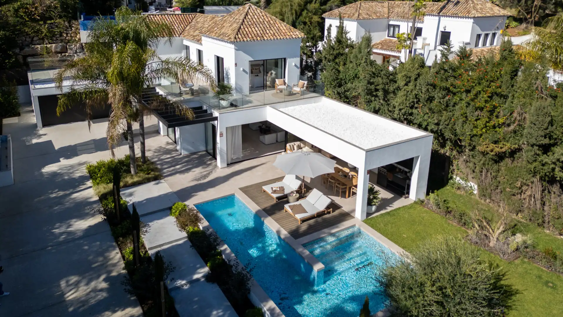 Casa amb piscina en venda a Benahavís pueblo