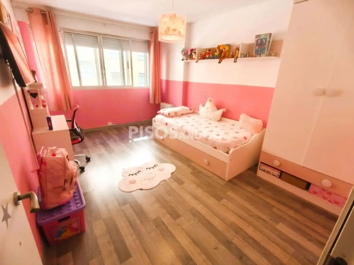 Habitación de Piso en venta en Cambre  con Calefacción, Trastero y Amueblado