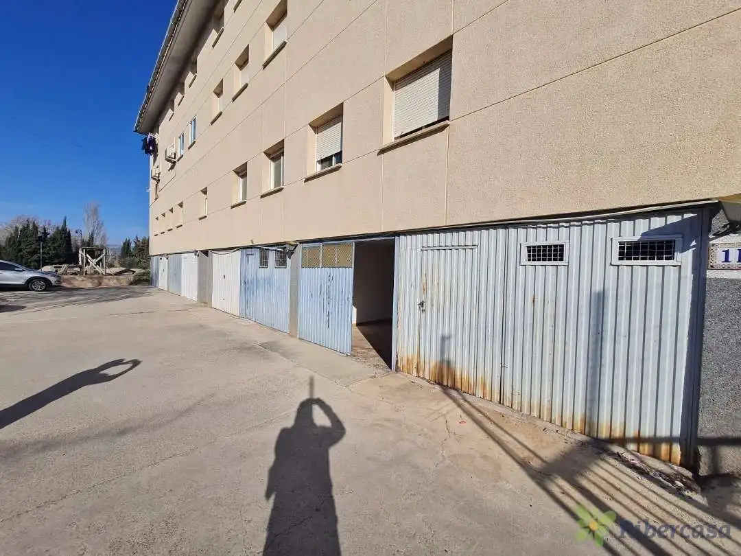 Parking de Piso en venta en Cintruénigo con Calefacción, Trastero y Balcón