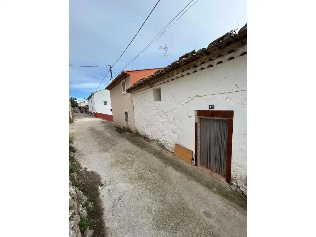 Exterior view of Houses for sale in Bejís  with Balcony
