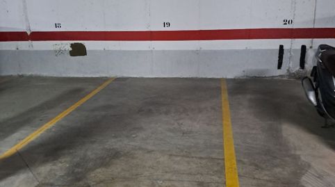 Foto 2 de Garaje de alquiler en Calle Águila Perdicera, 3, La Oliva, Sevilla Capital