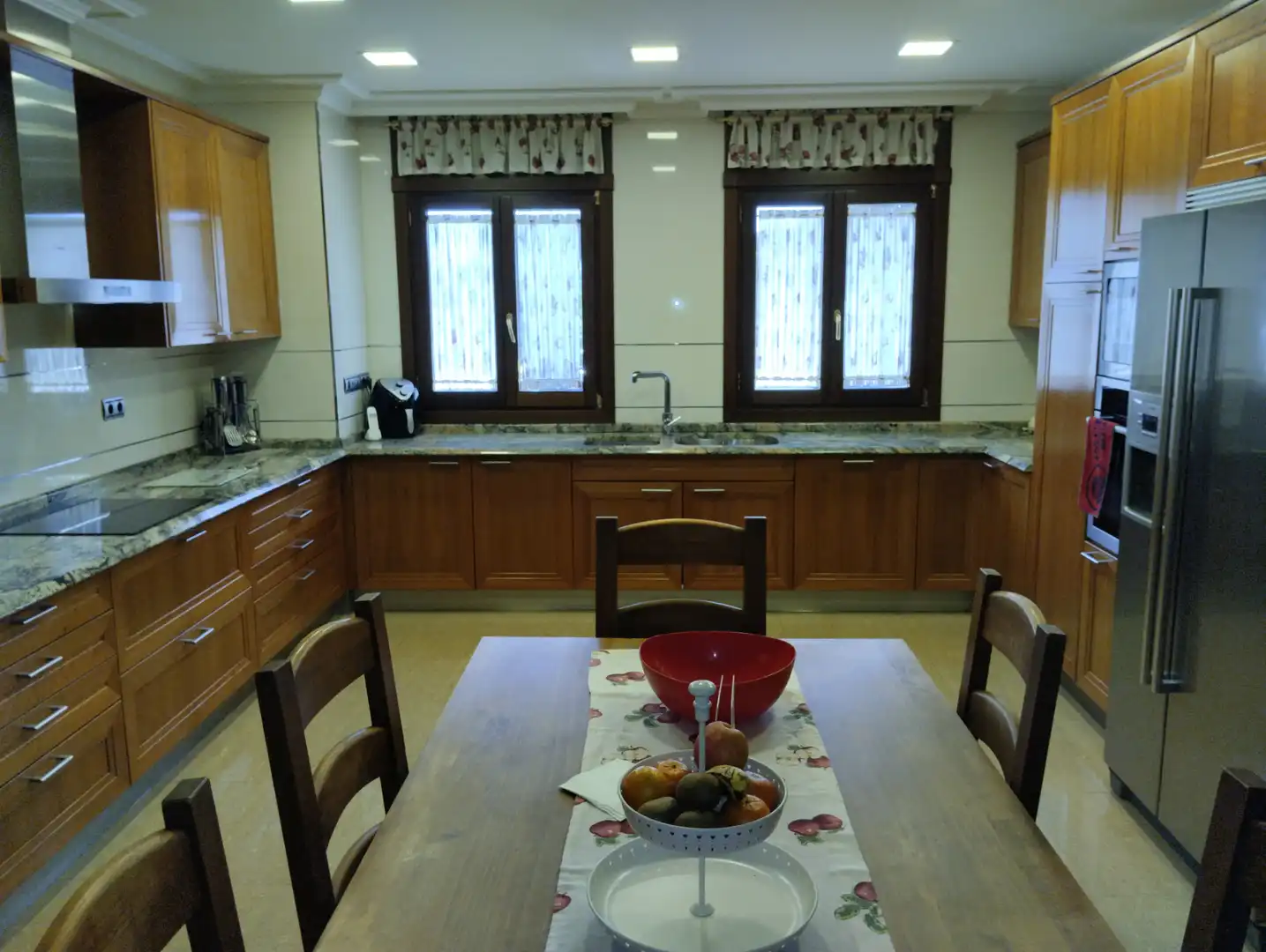 Kitchen of Houses for sale in El Escorial  with Air Conditioner, Heating and Private garden
