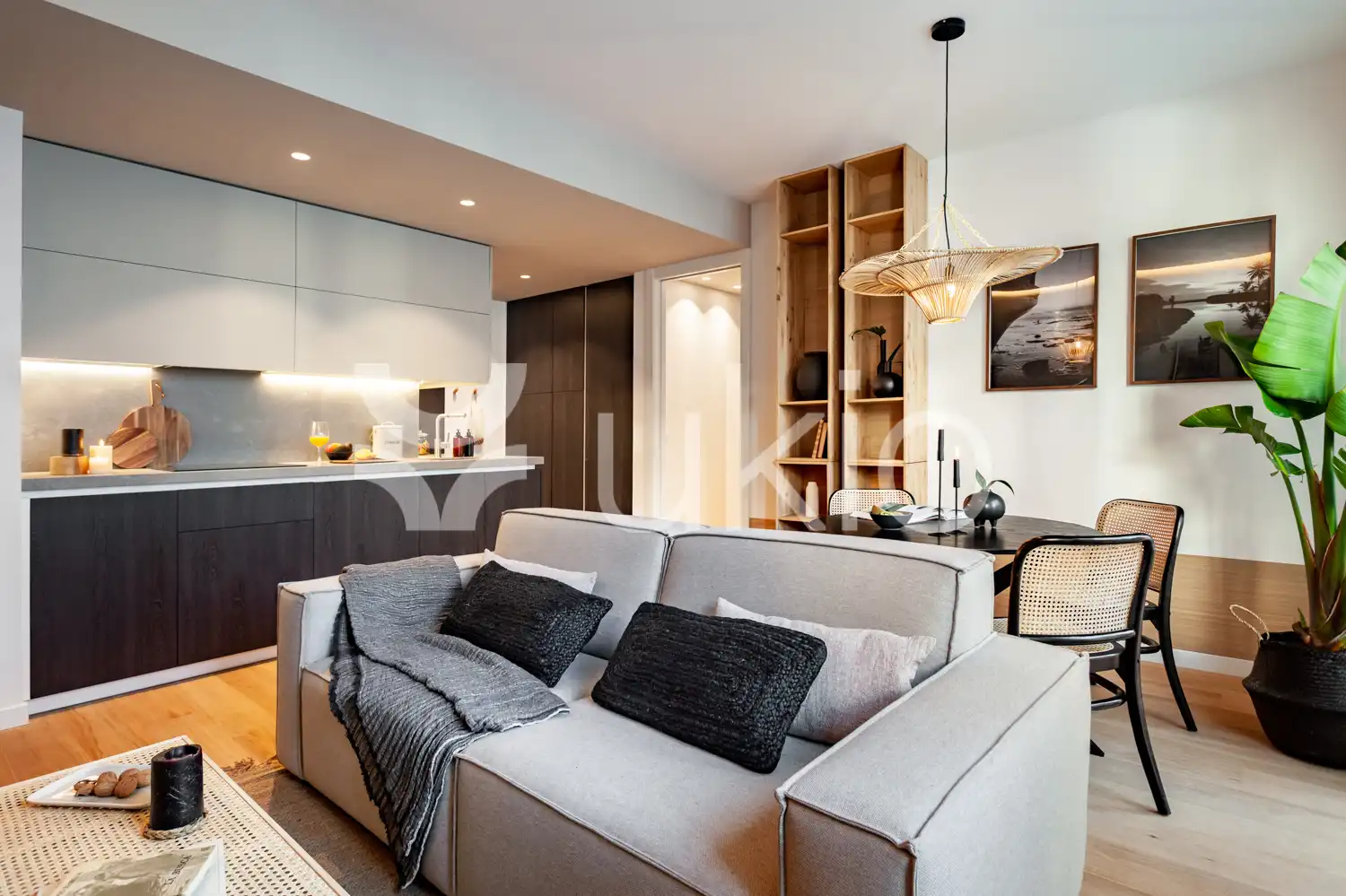 Sala de estar de Apartamento de alquiler en Barcelona con Aire acondicionado, Calefacción y Amueblado
