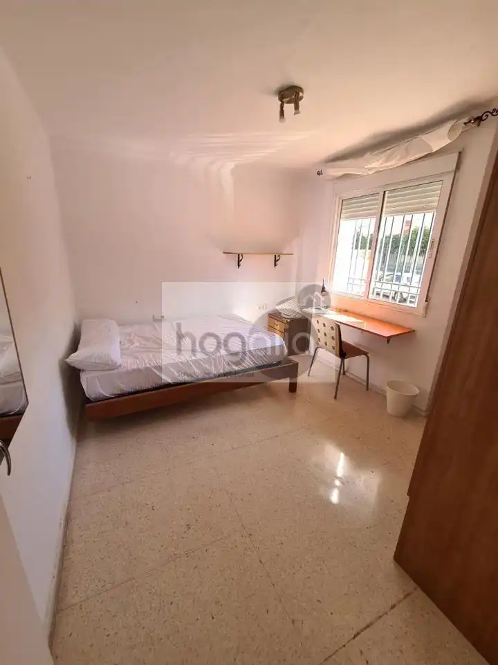 Habitación en El Plantinar – Avda. La Paz - El Juncal
