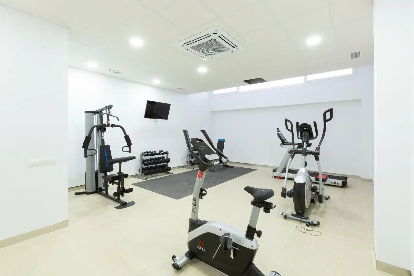 Flat for rent in Ronda  with Air Conditioner, Heating and Terrace