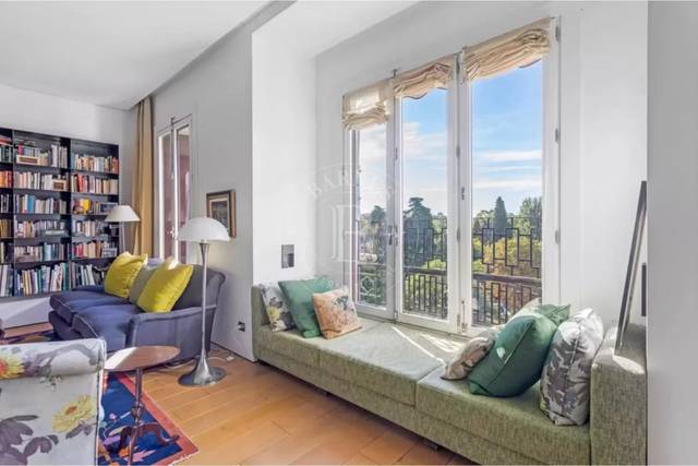 Piso en Alquiler en Jerónimos