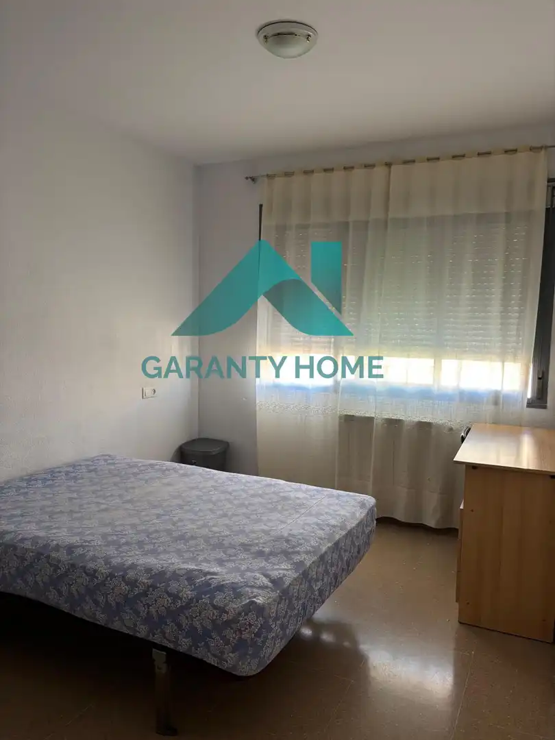 Flat with lift to rent in Casco Antiguo, imagen 2