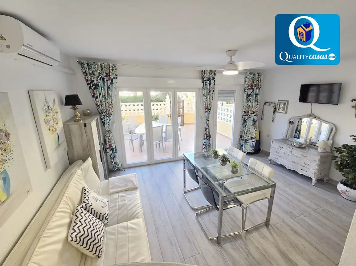 Habitación de Casa o chalet en venta en El Campello con Aire acondicionado, Calefacción y Terraza