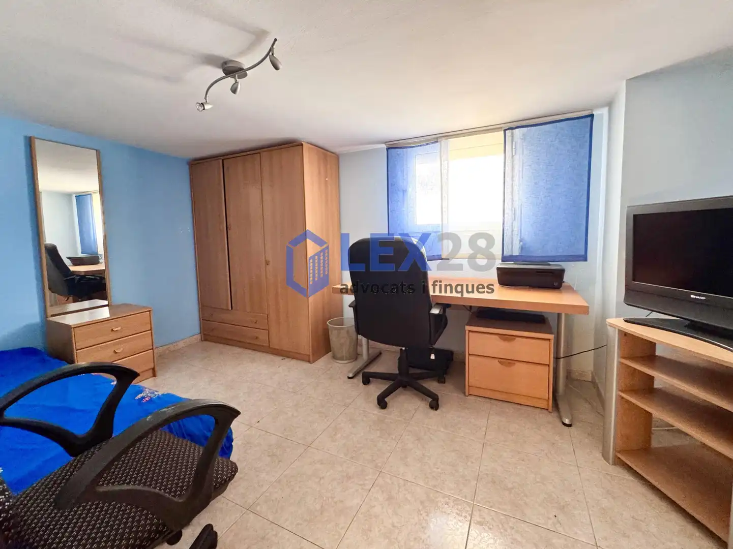 Habitación de Casa adosada en venta en Badalona con Aire acondicionado, Calefacción y Jardín privado