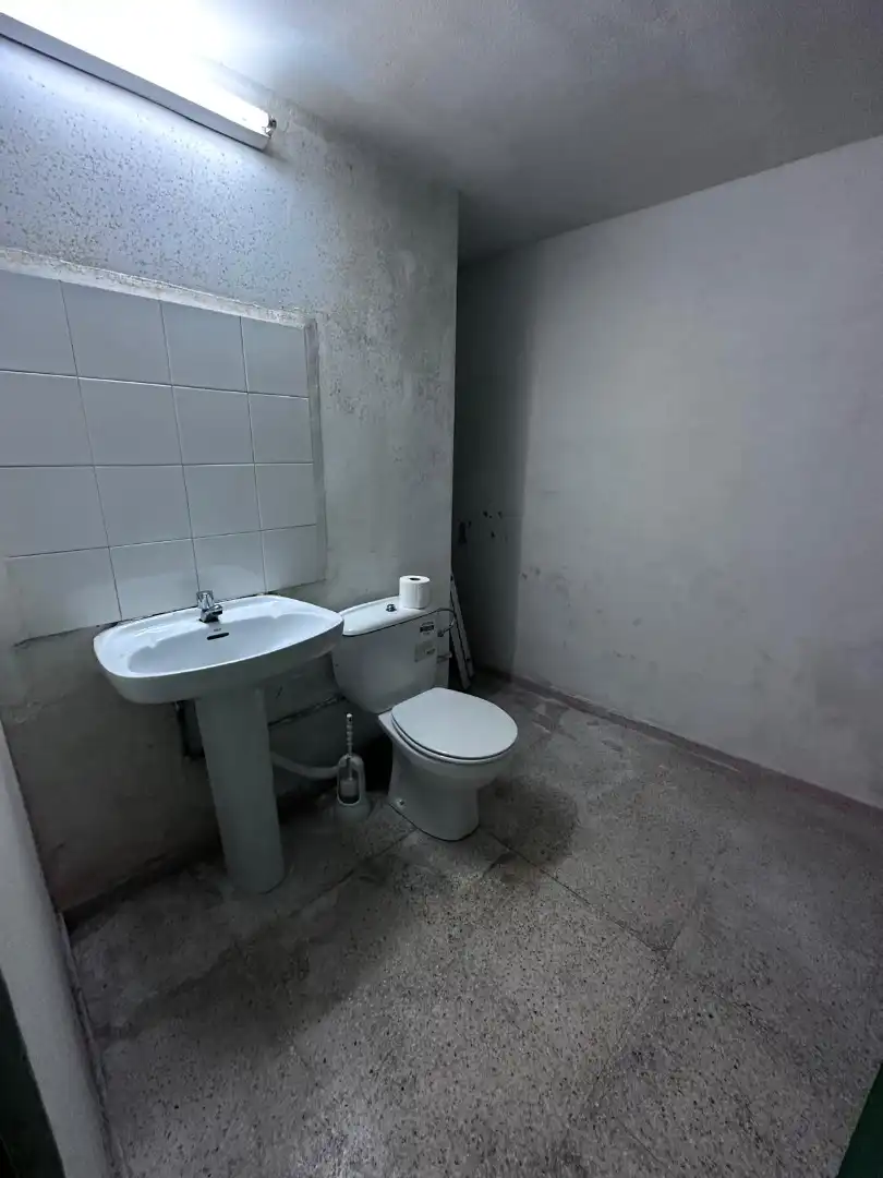 Business premises for sale in Centre - Zona Alta, imagen 2