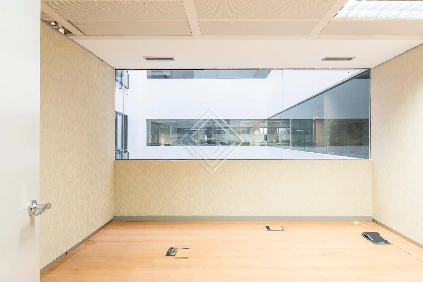 Office space with lift to rent in Avenida de Bruselas, imagen 33