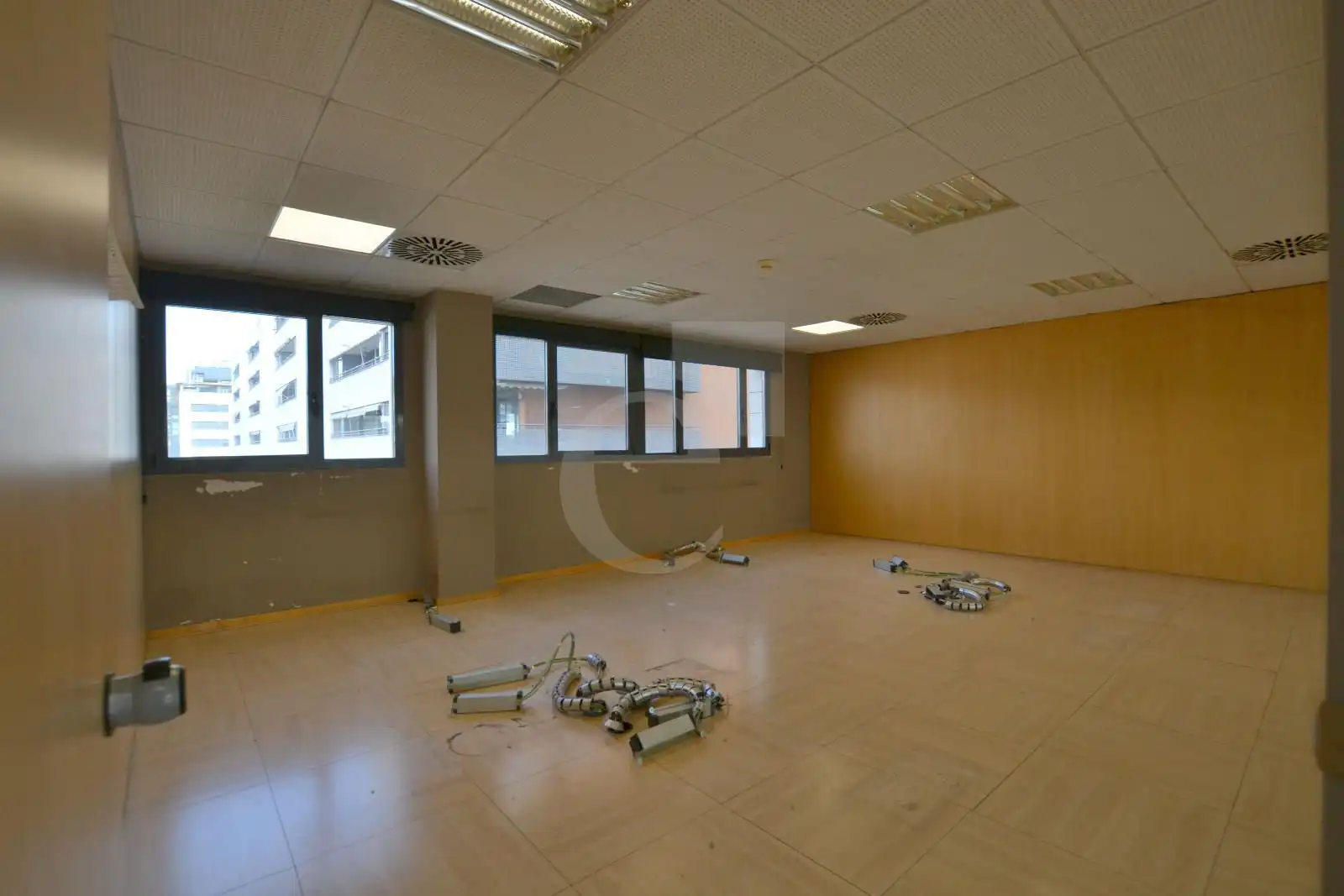 Büro zur Miete in Valencia mit Klimaanlage und Heizung