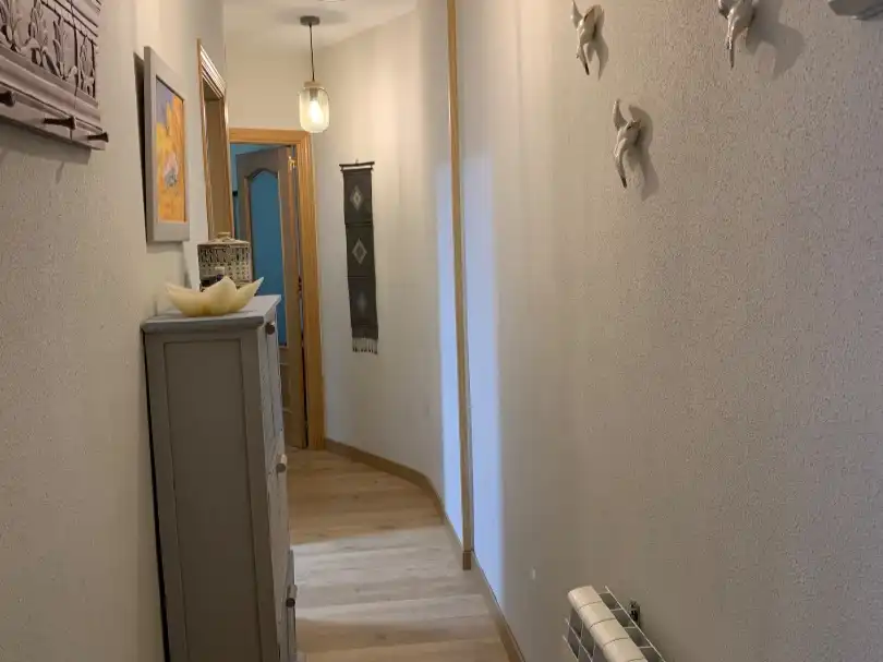 Flat for sale in Navalagamella, Madrid