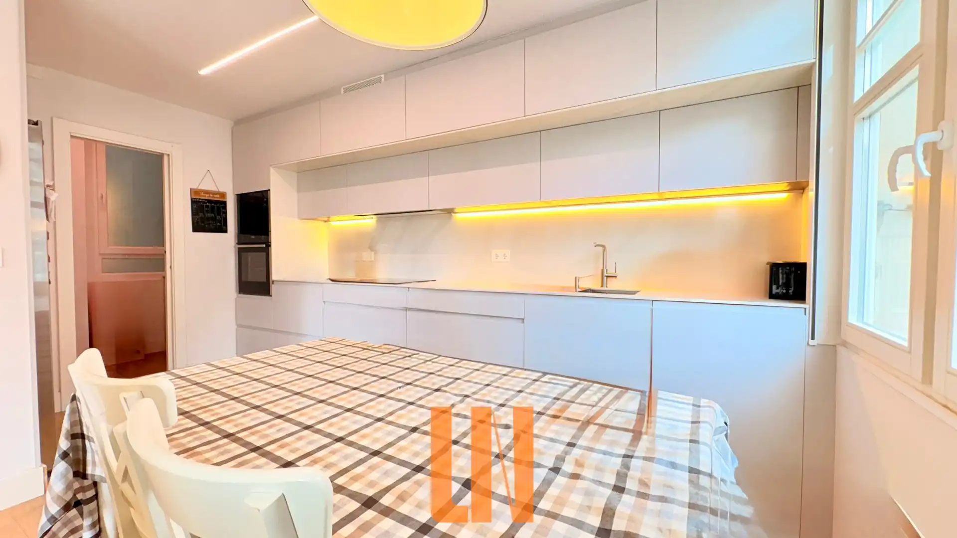 Flat for sale in Rúa Fernando Macías, San Pablo - Juan Flórez