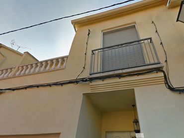 Adossat en venda a Carrer de Buenos Aires 9