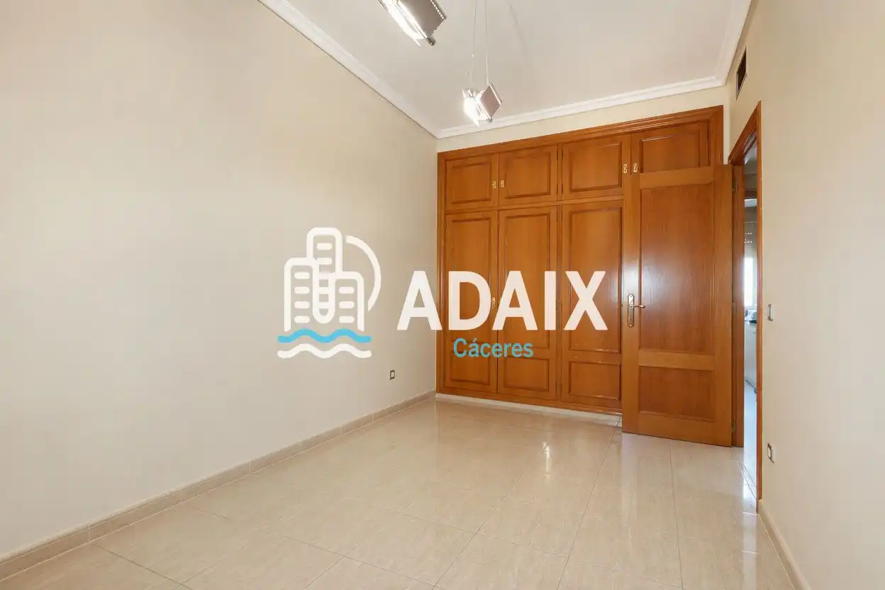 Appartamento con ascensore in vendita a C/ CLARA CAMPOAMOR, imagen 16