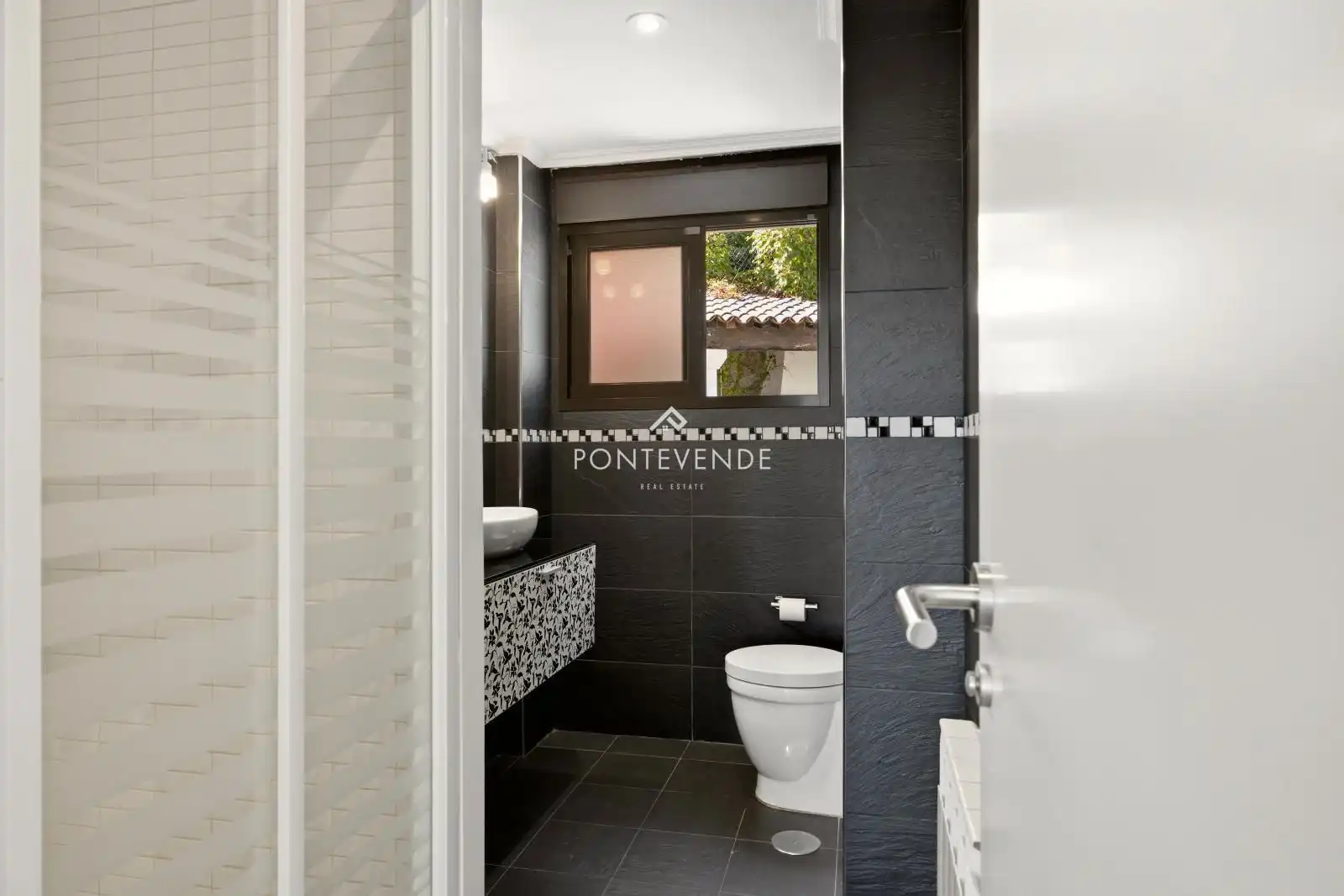 Villa mit Terrasse zum Verkauf in Freixeiro-Dorron, imagen 29