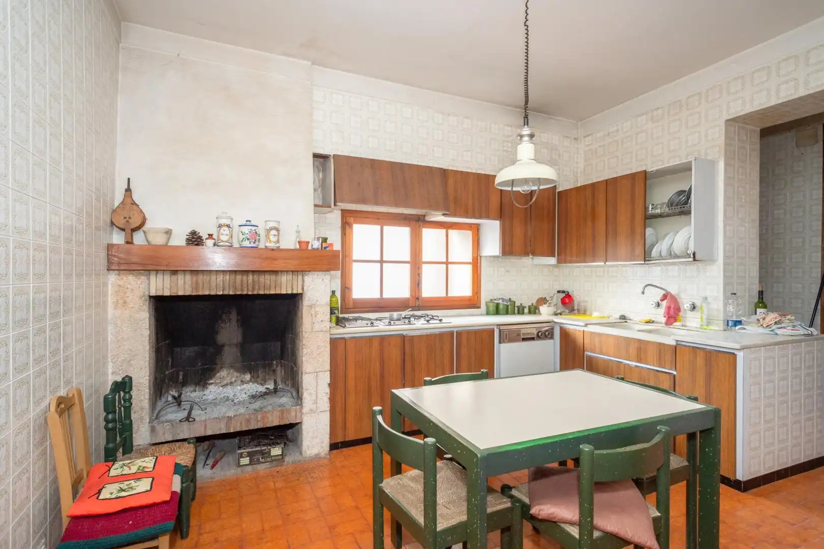Cocina de Casa o chalet en venta en Besalú con Jardín privado, Terraza y Amueblado