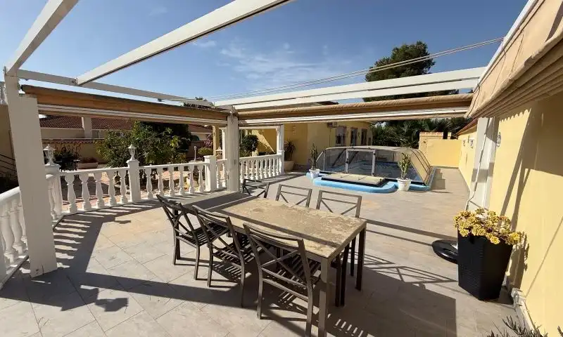 Terrassa de Casa o xalet en venda en Pilar de la Horadada amb Traster i Piscina