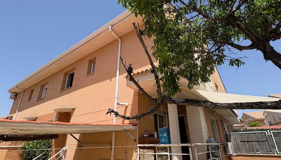 Foto 1 de Casa adosada en venda a Los Santos de la Humosa, Madrid