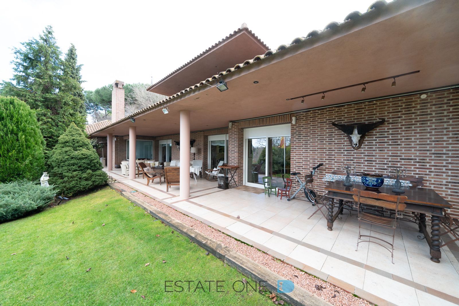 Jardí de Casa o xalet en venda en Villaviciosa de Odón amb Aire condicionat, Calefacció i Jardí privat