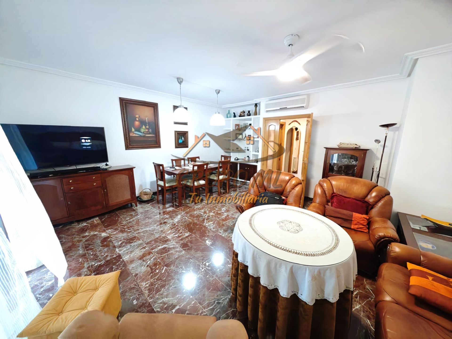 Sala de estar de Ático en venta en Cazorla con Aire acondicionado, Calefacción y Terraza