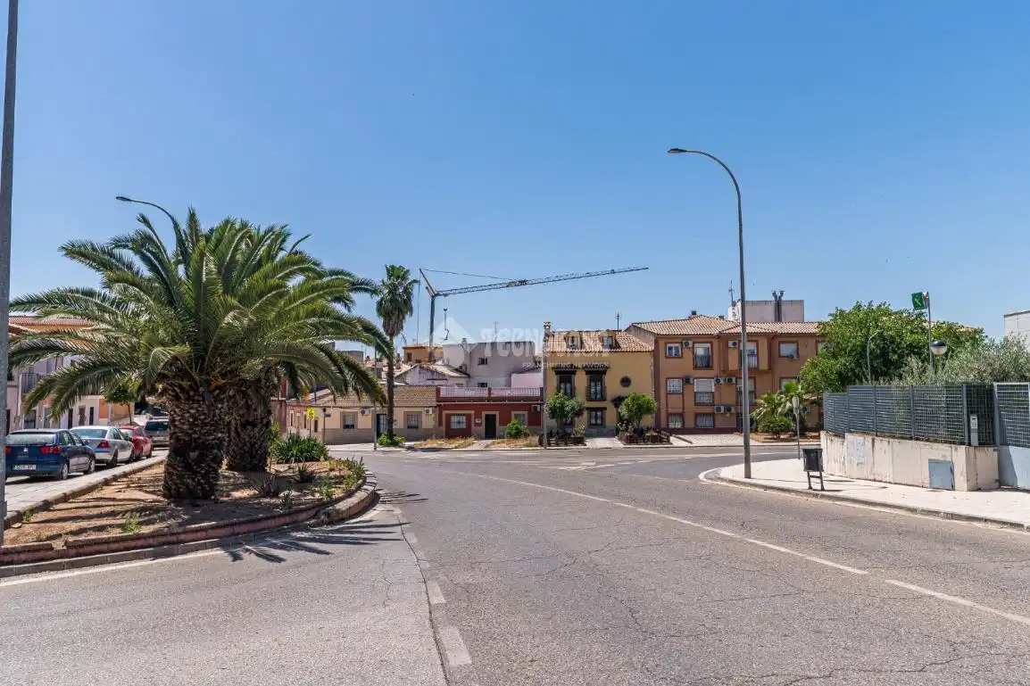 Vista exterior de Casa adosada en venta en Linares