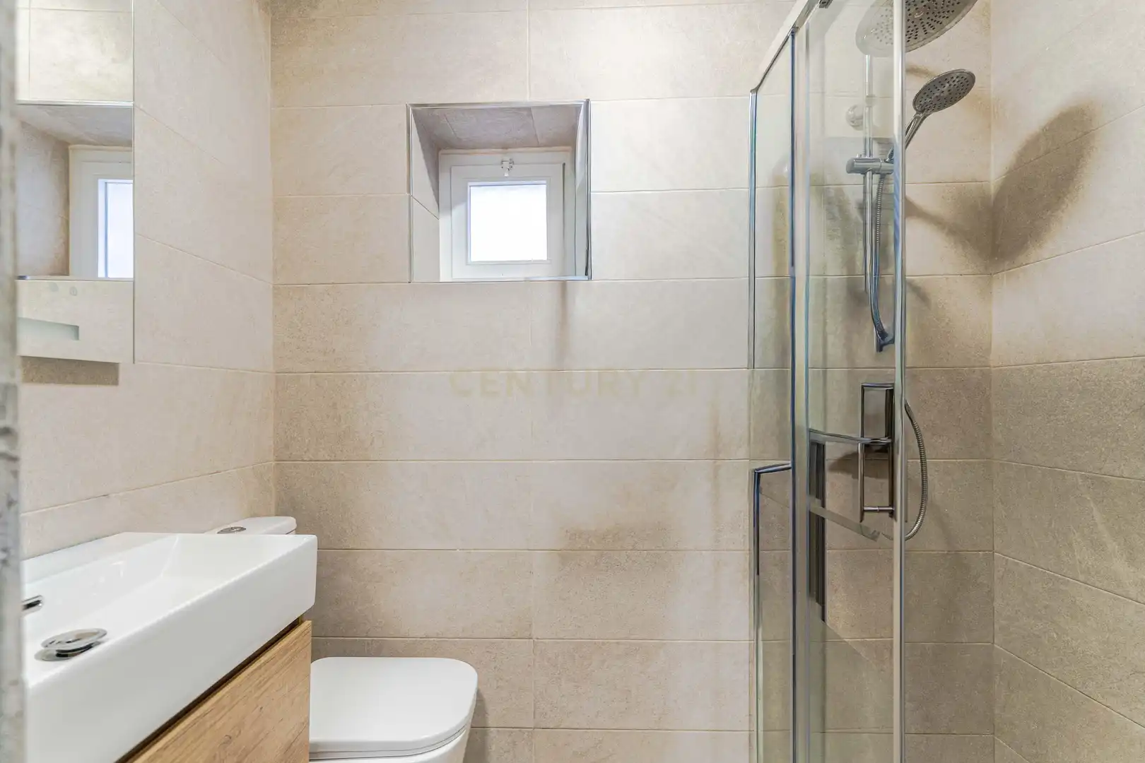 Bathroom of Houses for sale in Salobreña  with Air Conditioner