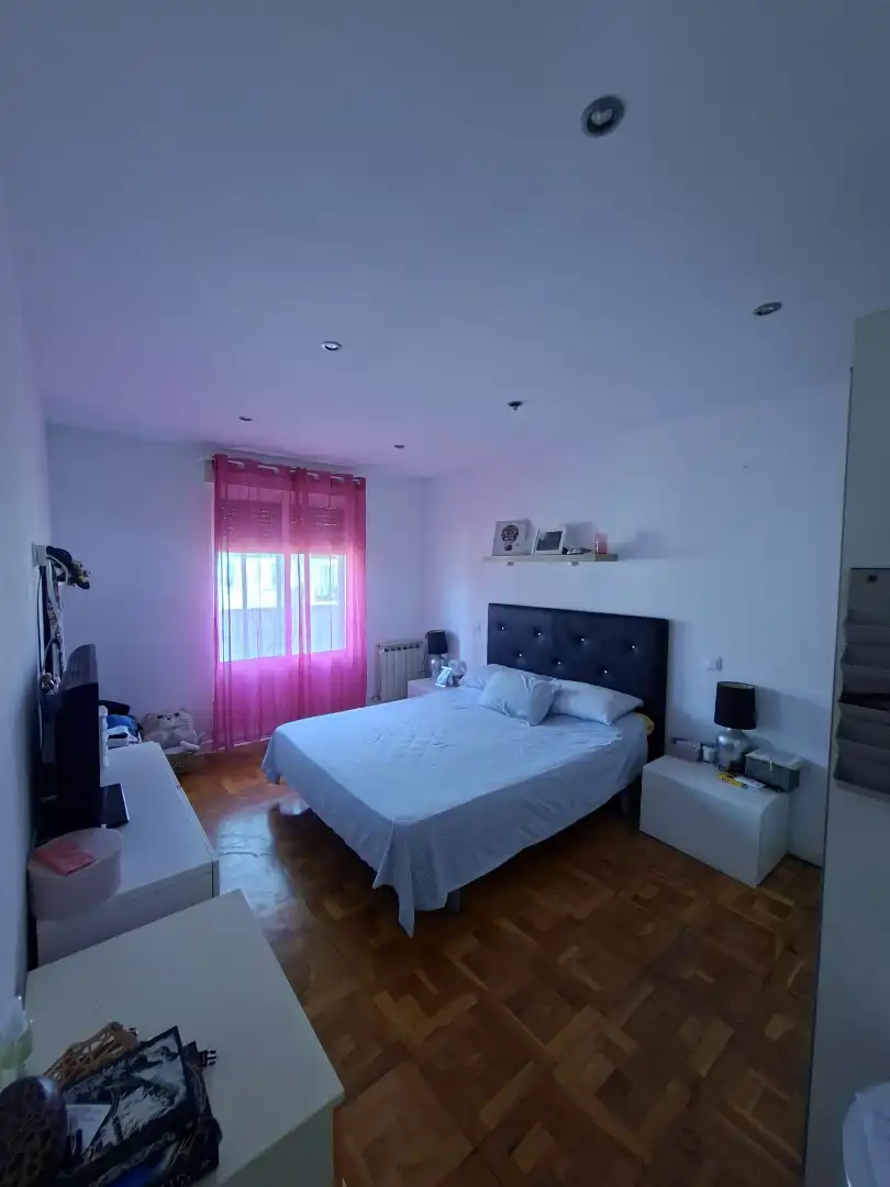 Habitación de Piso en venta en  Pamplona / Iruña con Aire acondicionado, Amueblado y Horno