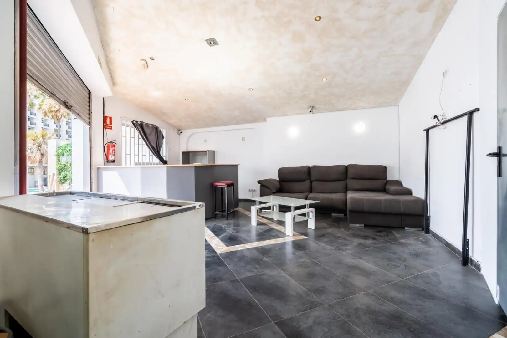 Büro zum Verkauf in Arona