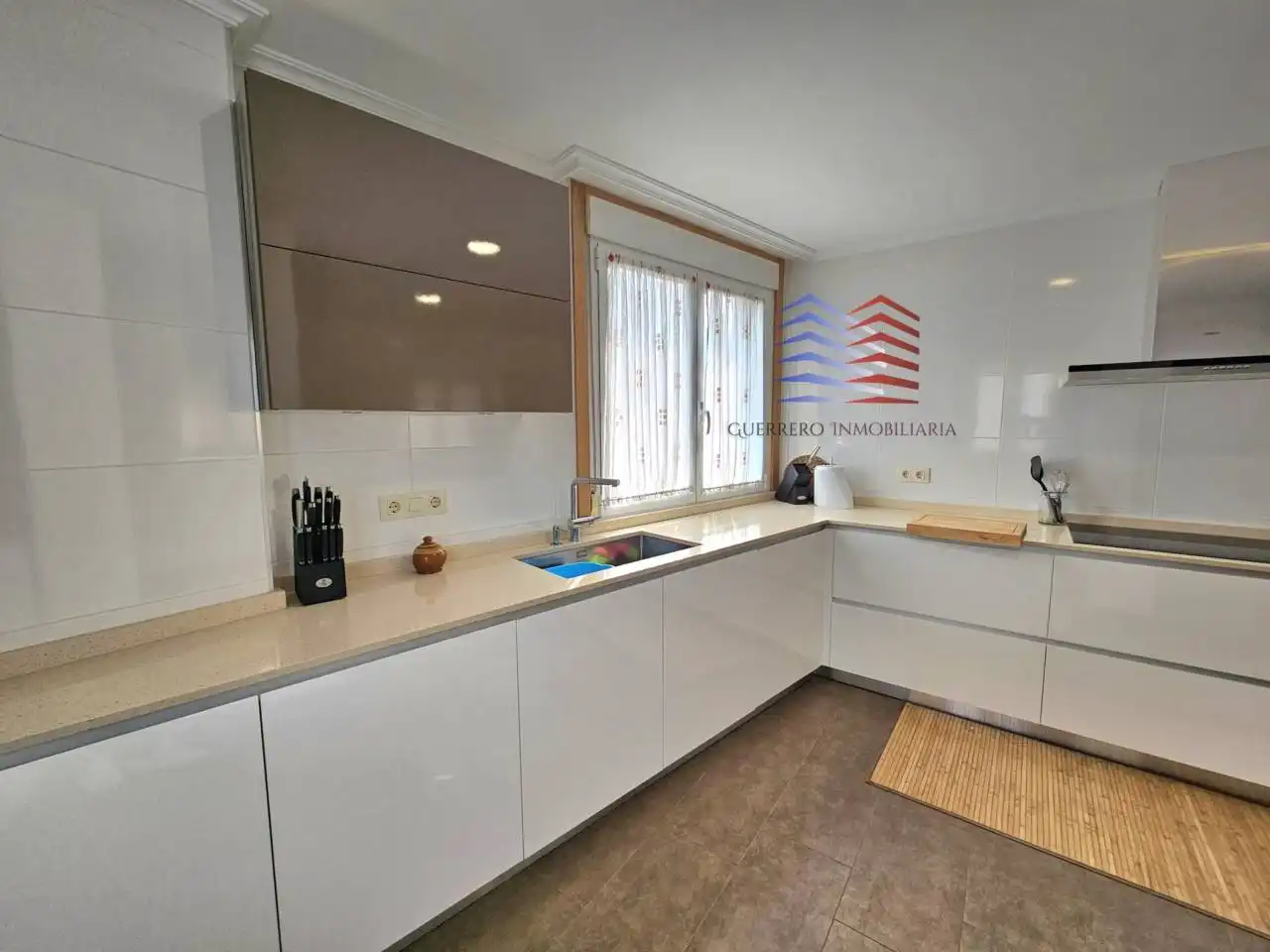 Cocina de Apartamento de alquiler en Maceda con Calefacción, Parquet y Trastero