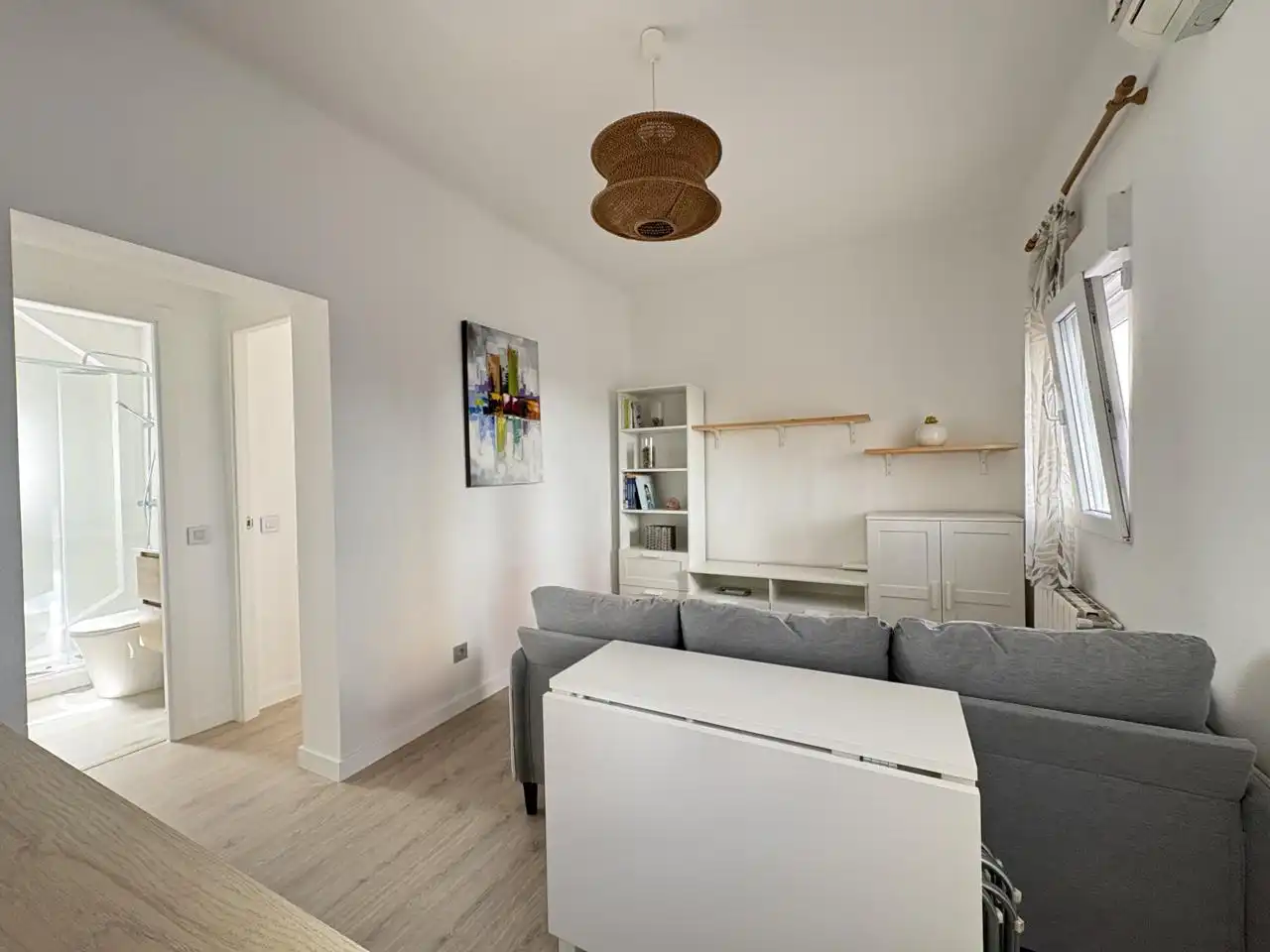 Flat to rent in Calle Ribota, imagen 4