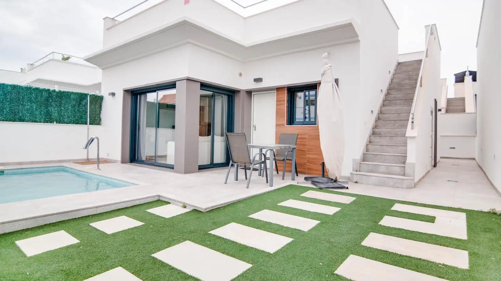Terrassa de Casa o xalet en venda en San Javier amb Aire condicionat, Calefacció i Jardí privat