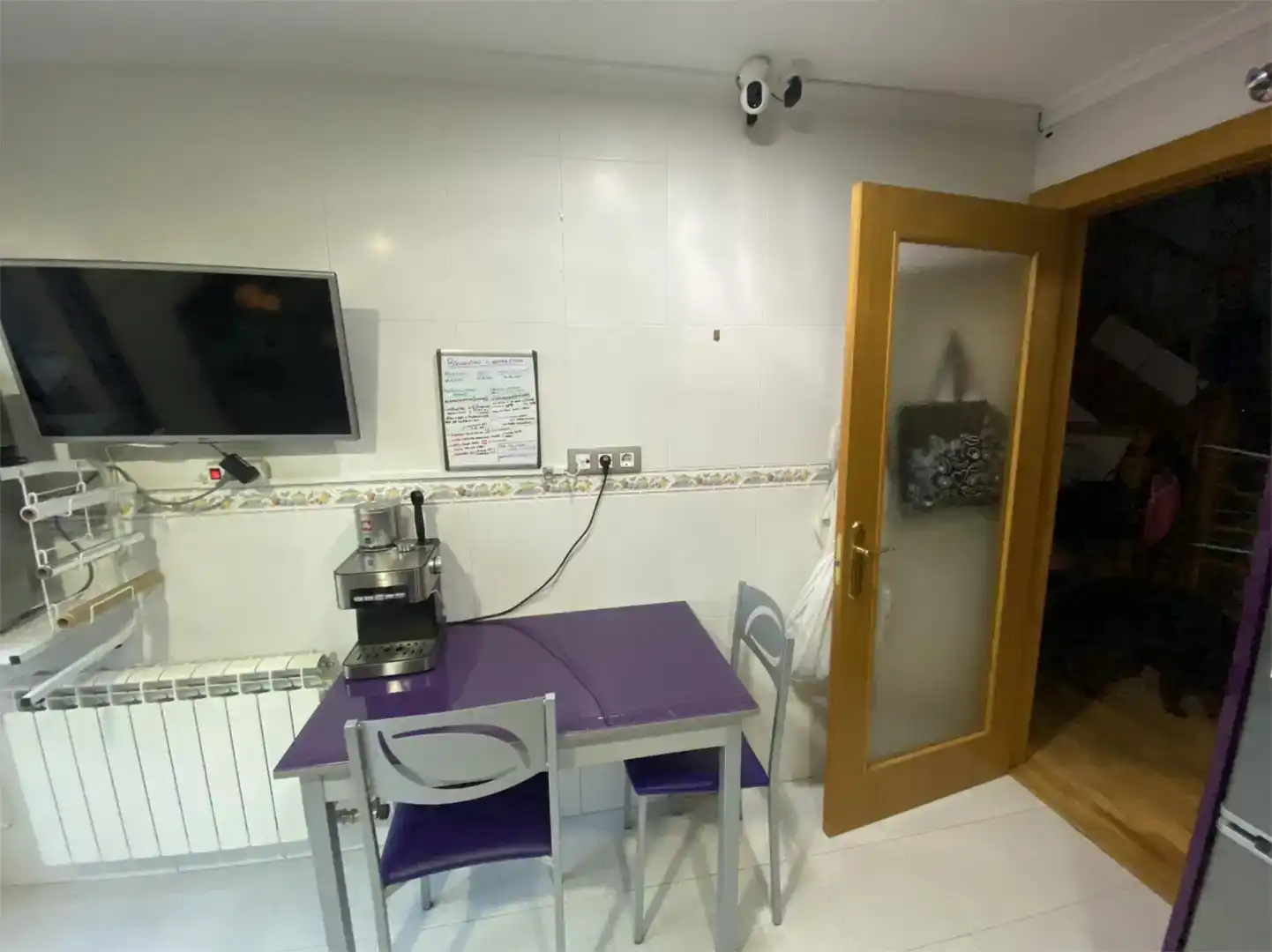 Cuina de Dúplex en venda en Oyón-Oion amb Aire condicionat, Parquet i Moblat