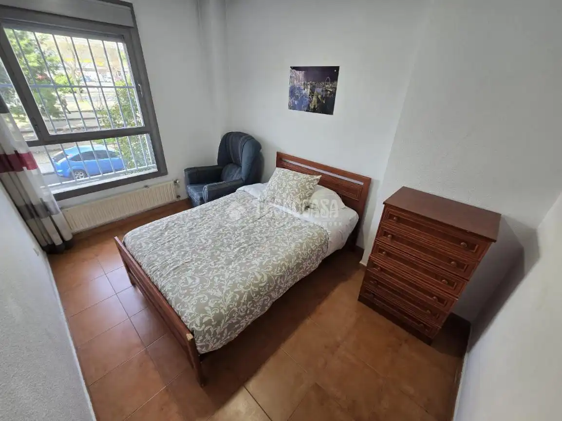 Bedroom of Flat for sale in Madrid  with Air Conditioner, Heating and Furnished