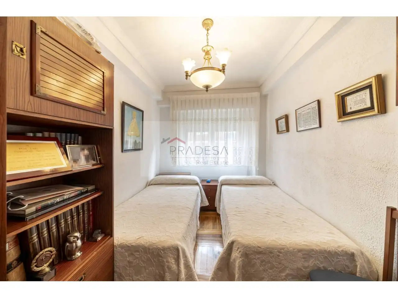 Habitación de Piso en venta en Madrid con Calefacción, Parquet y Terraza