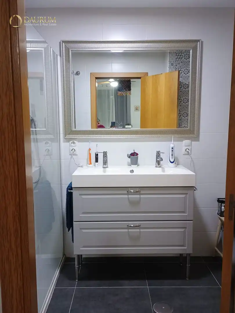 Baño de Piso en venta en Mairena del Aljarafe con Aire acondicionado, Terraza y Trastero