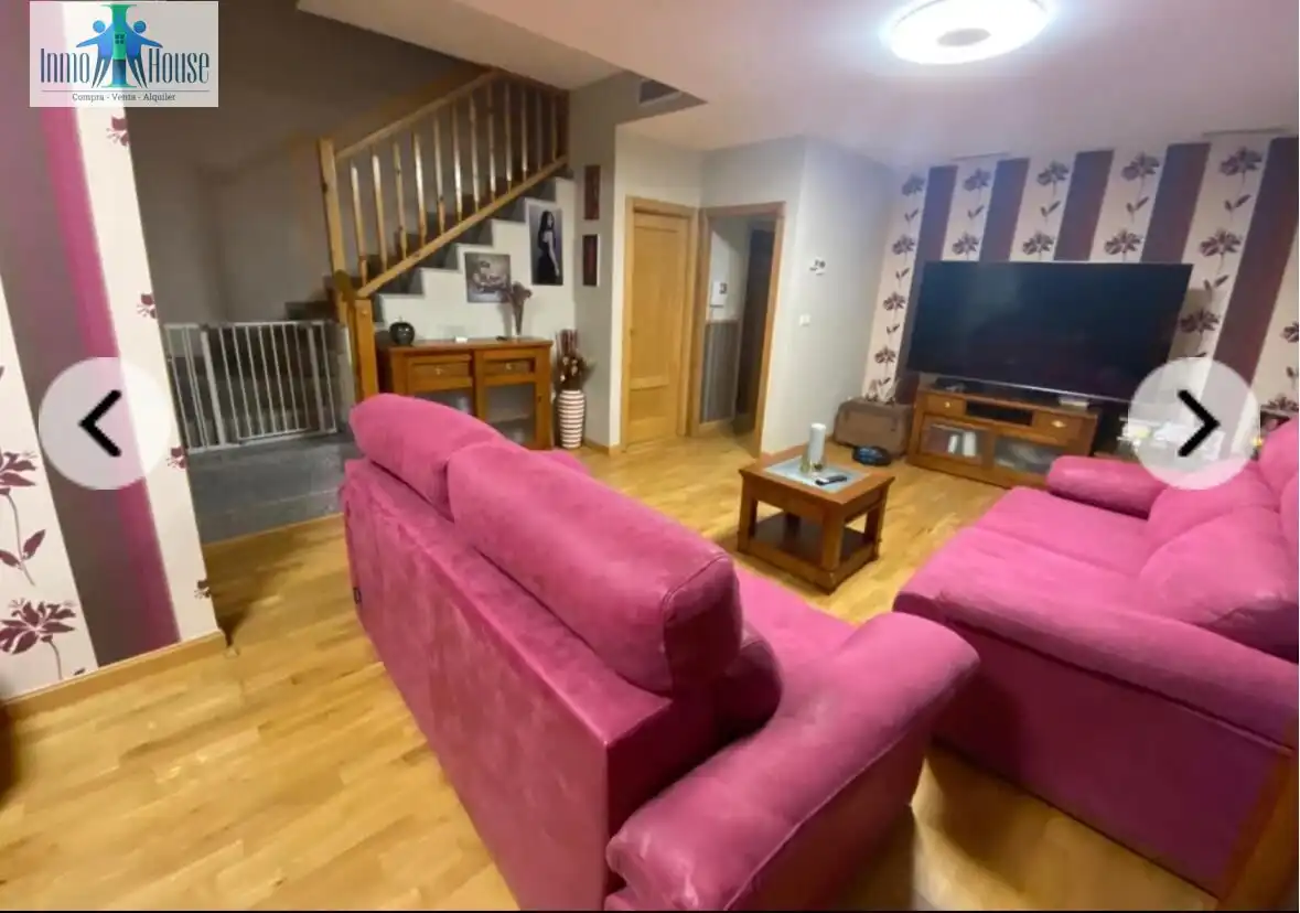 Living room of Detached homes for sale in Albacete  with Air Conditioner, Heating and Private garden