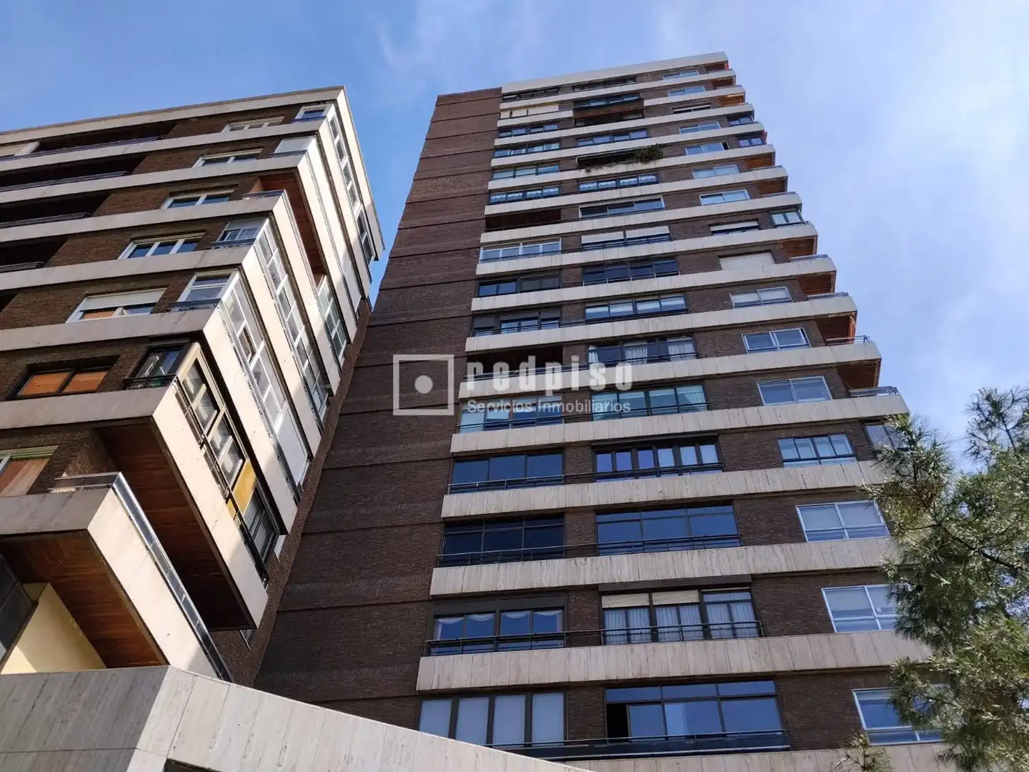 Vista exterior de Piso en venta en Madrid con Aire acondicionado, Calefacción y Parquet