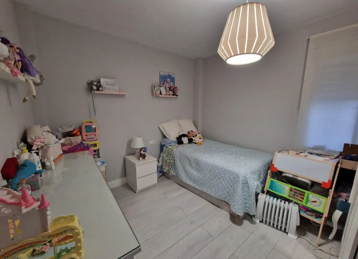 Schlafzimmer von Erdgeschoss zum Verkauf in Montemayor mit Klimaanlage und Möbliert