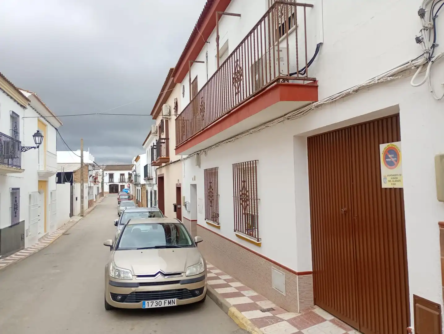 Exterior view of Ground floor for sale in Albaida del Aljarafe  with Air Conditioner