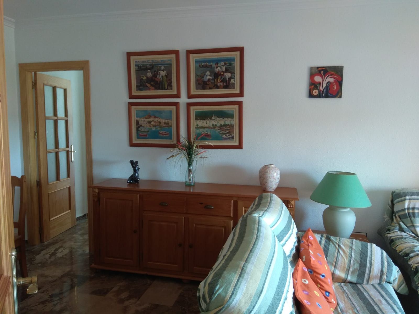 Sala d'estar de Pis de lloguer en Roquetas de Mar amb Aire condicionat, Calefacció i Terrassa