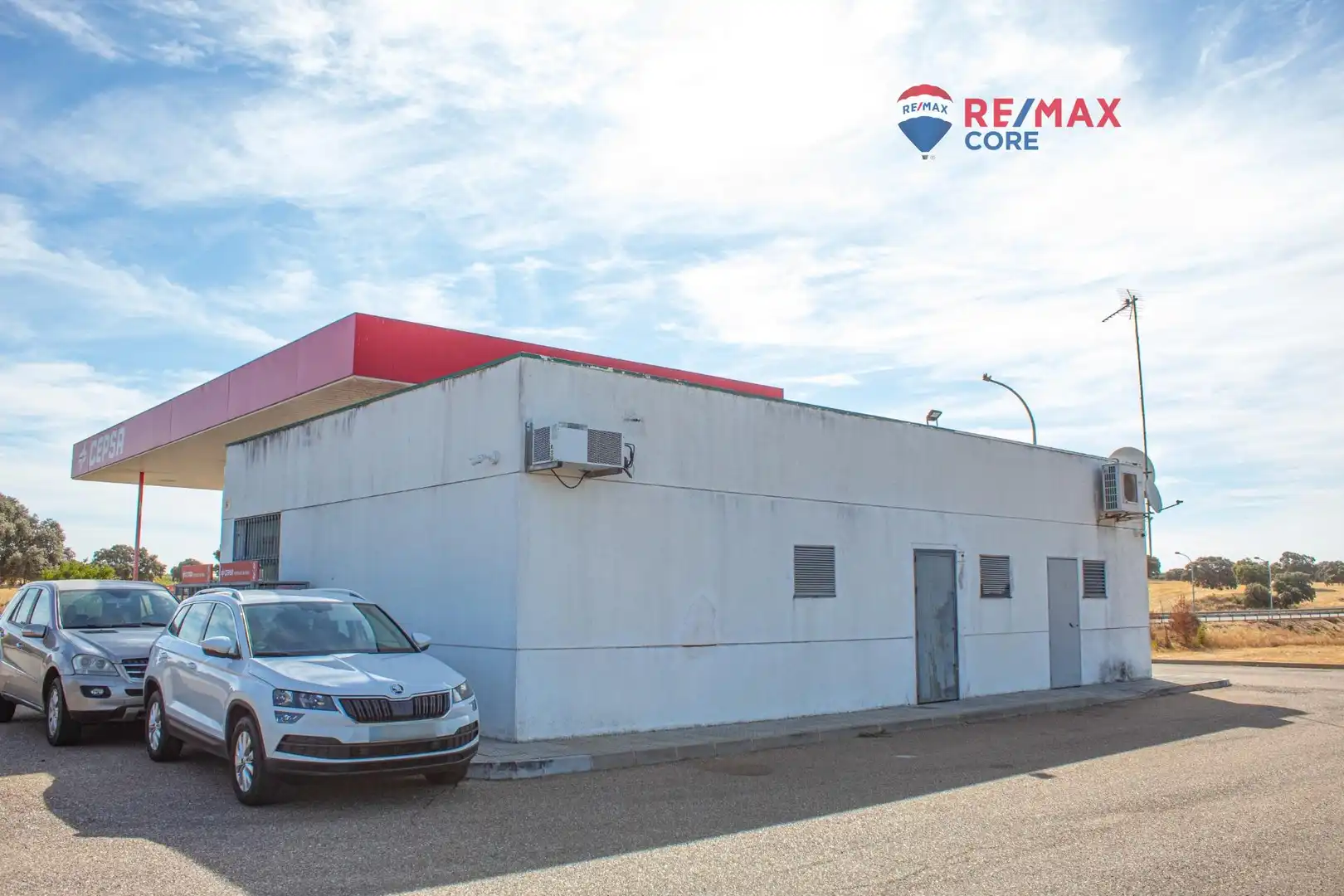 Vista exterior de Local en venda en Badajoz amb Aire condicionat