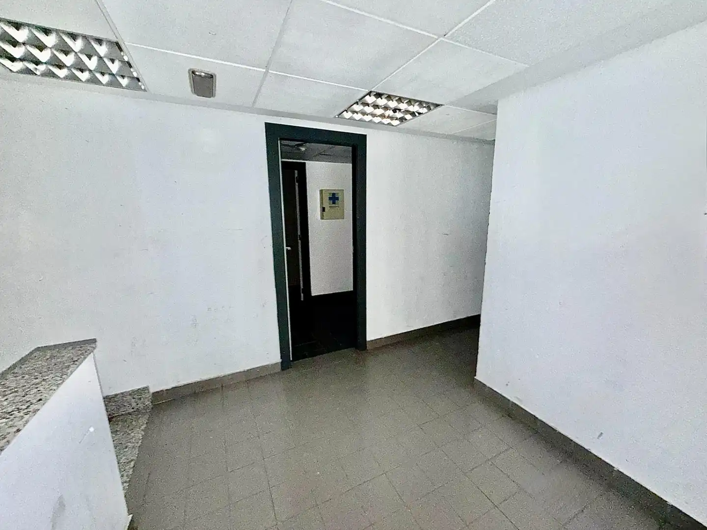 Local comercial de lloguer a Calle de los Alfares, imagen 16