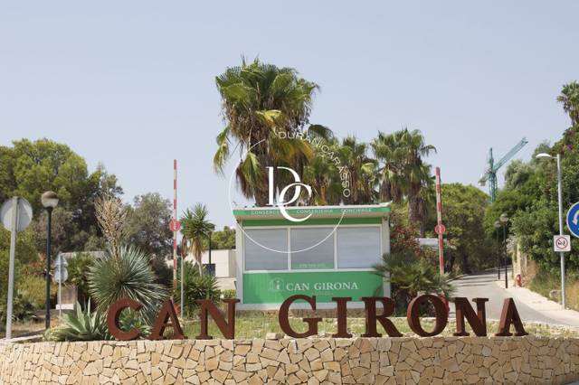 Terreno residencial en Venta en Avinguda Camí de Miralpeix en Can Girona - Terramar - Vinyet