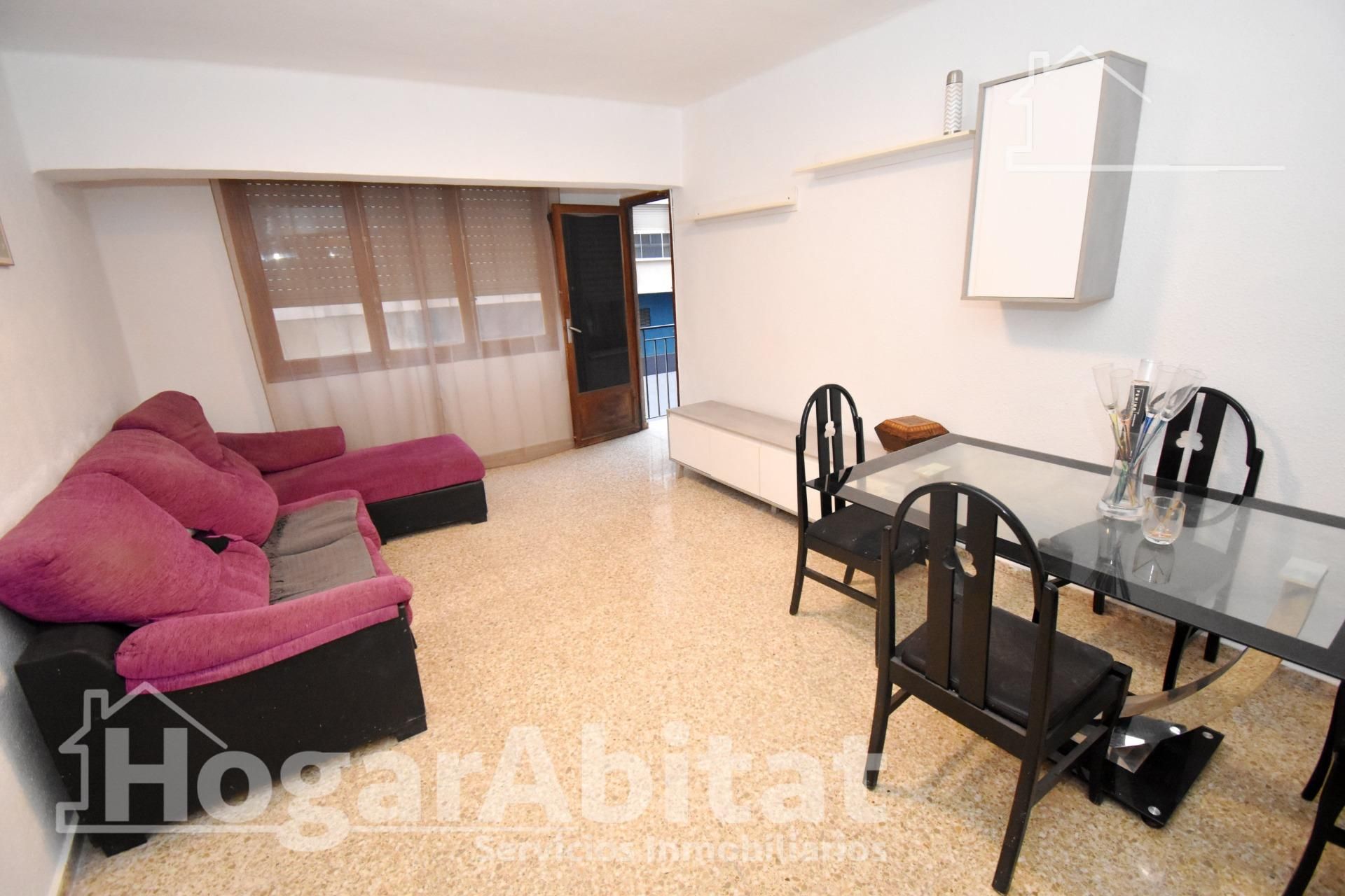 Living room of Flat for sale in Castellón de la Plana / Castelló de la Plana  with Storage room and Balcony