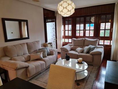 Living room of Flat for sale in Vigo   with Terrace and Balcony