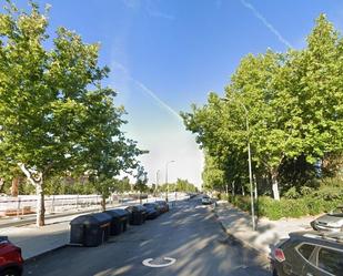 Vista exterior de Pis en venda en  Madrid Capital amb Jardí privat i Terrassa